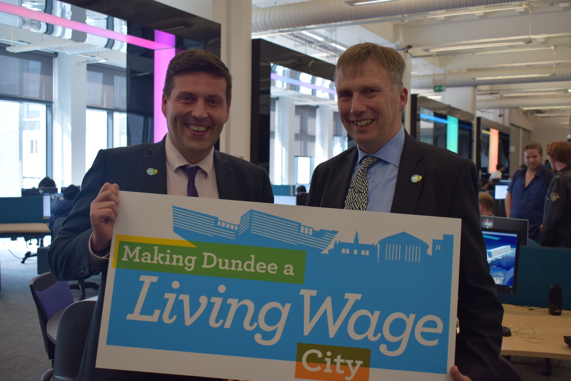 Abertay achieves Living Wage status